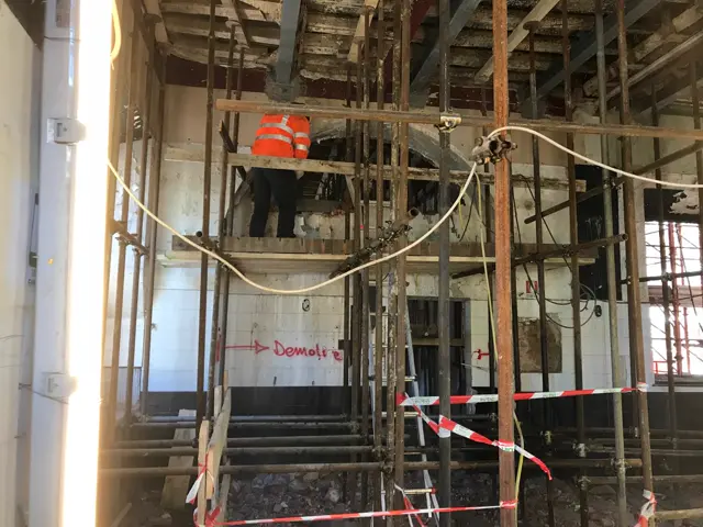 Opere strutturali in un cantiere C.D.S.