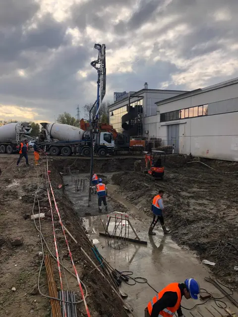 Opere strutturali in un cantiere C.D.S.