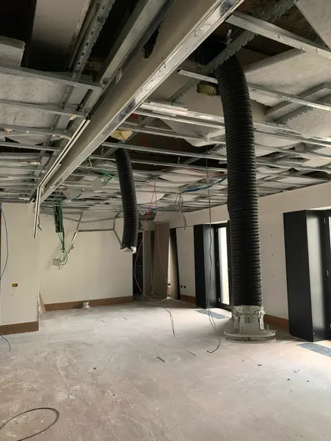 Strip out di interni in un cantiere C.D.S.