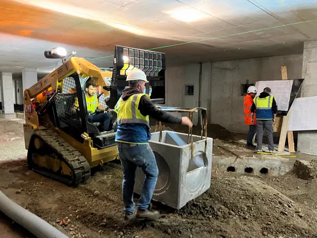 Scavi e movimento terra in un cantiere C.D.S.